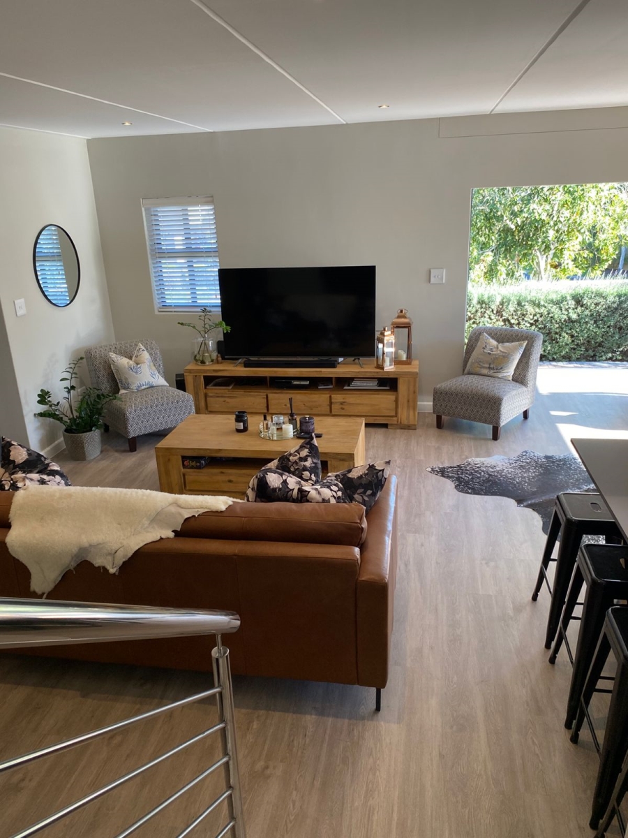 3 Bedroom Property for Sale in Graanendal Western Cape